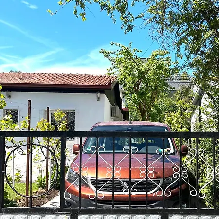 Seaside With Garden Casa vacanze *