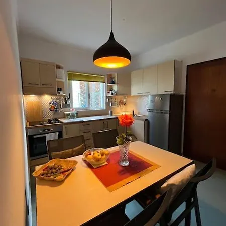 Seaside With Garden *