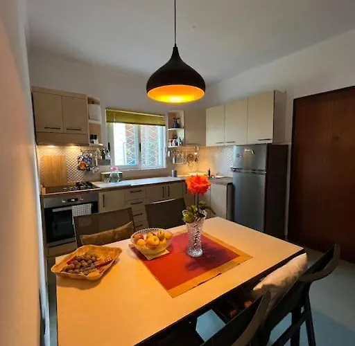 Seaside With Garden *