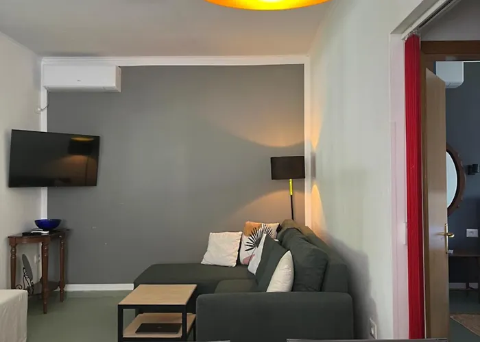 Seaside With Garden *